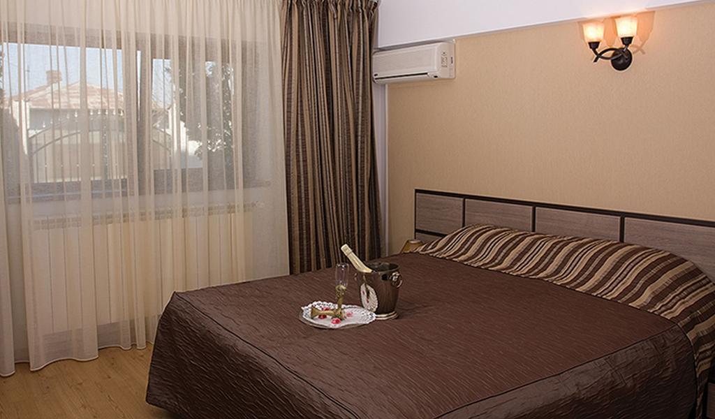 Vila Royal Urziceni Quarto foto